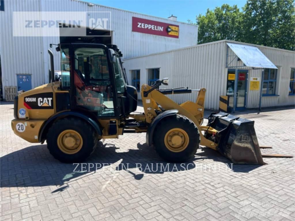 CAT 906M Wielladers