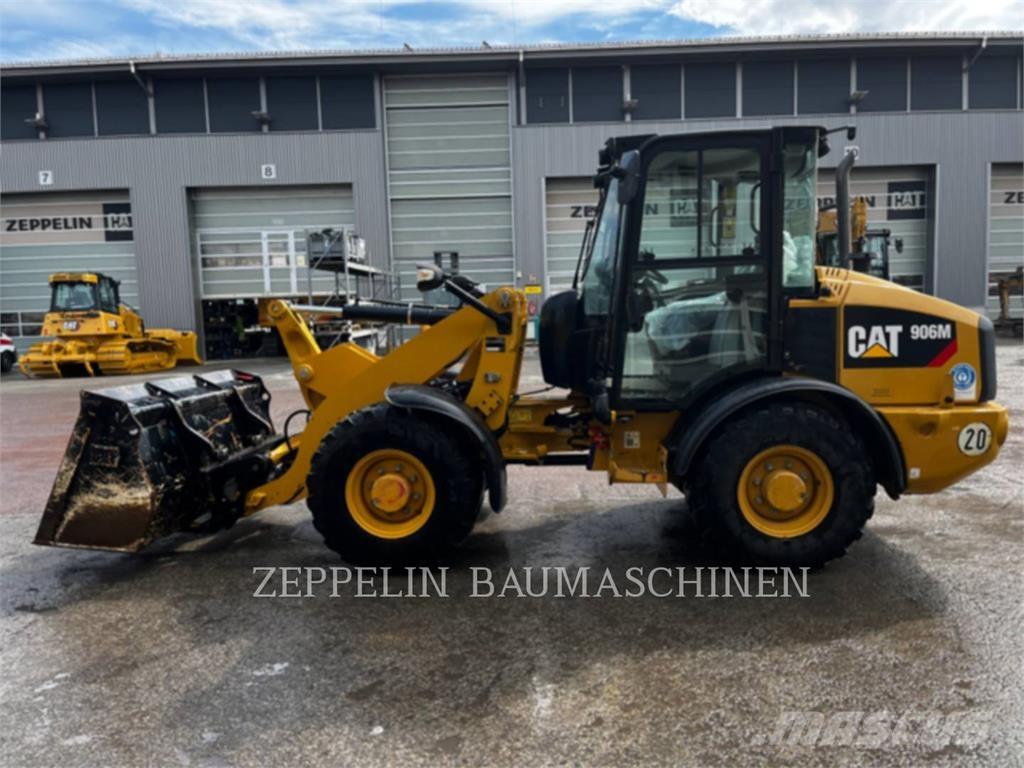 CAT 906M Wielladers