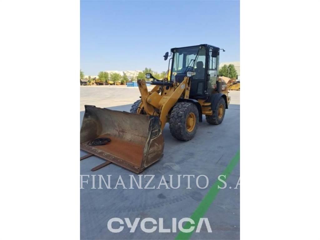 CAT 907M Wielladers