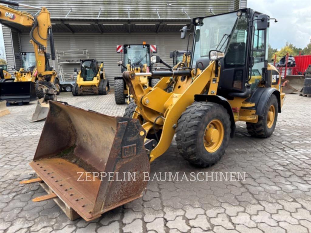 CAT 907M Wielladers