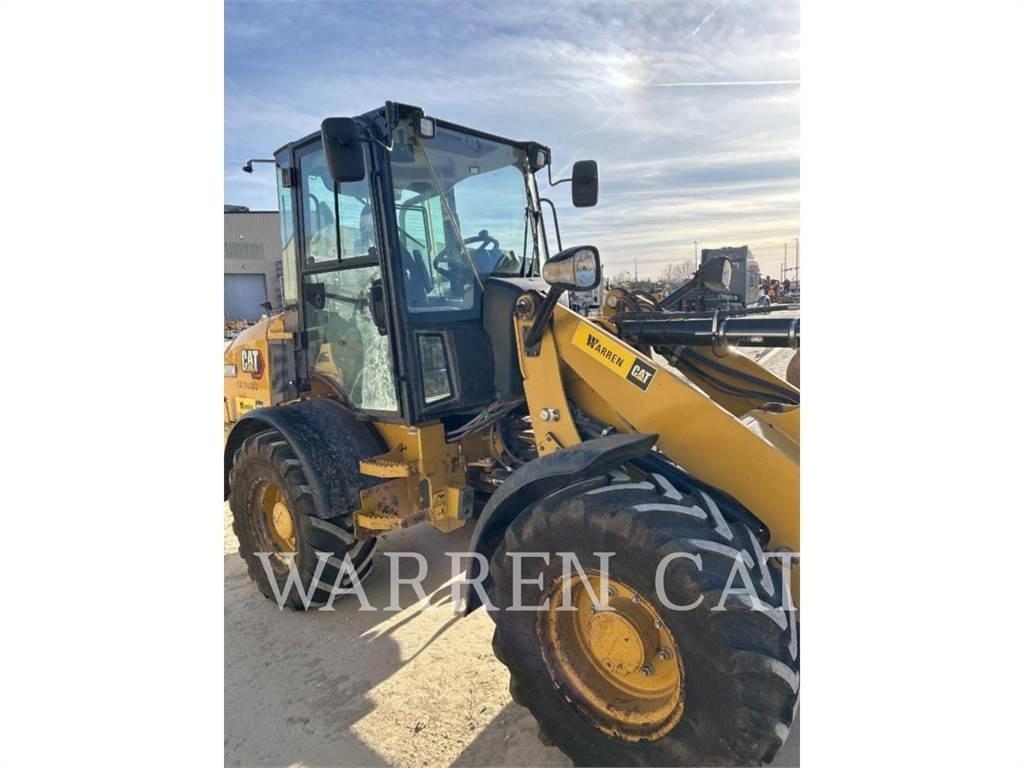 CAT 908M Wielladers