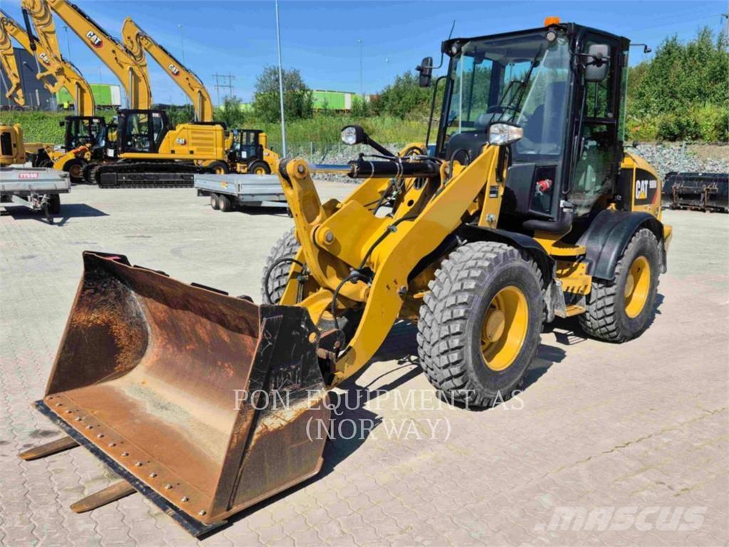 CAT 908M Wielladers
