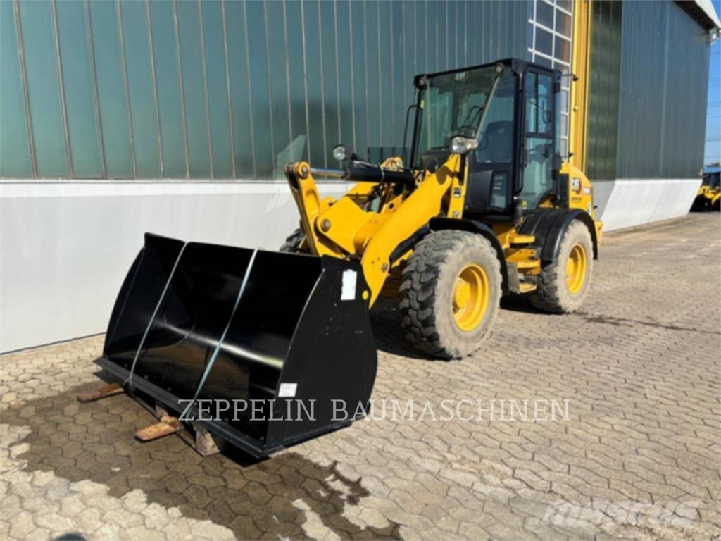 CAT 908M Wielladers