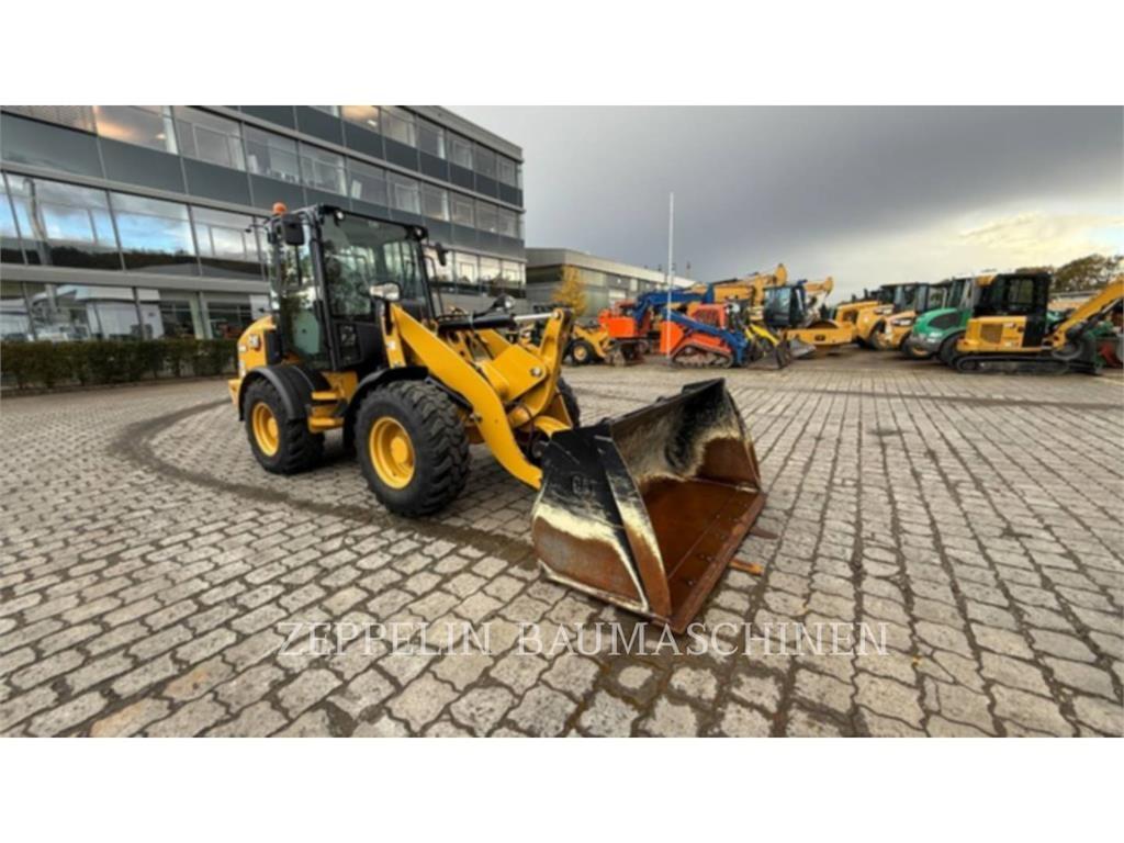 CAT 908M Wielladers