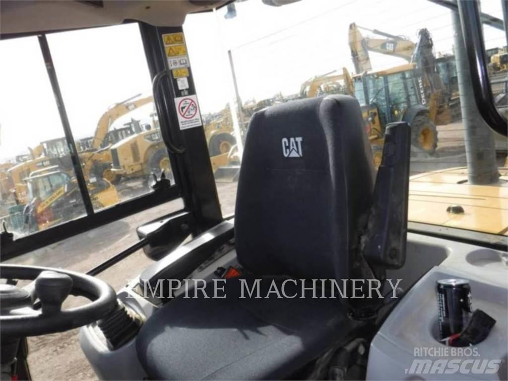 CAT 910-14 Wielladers