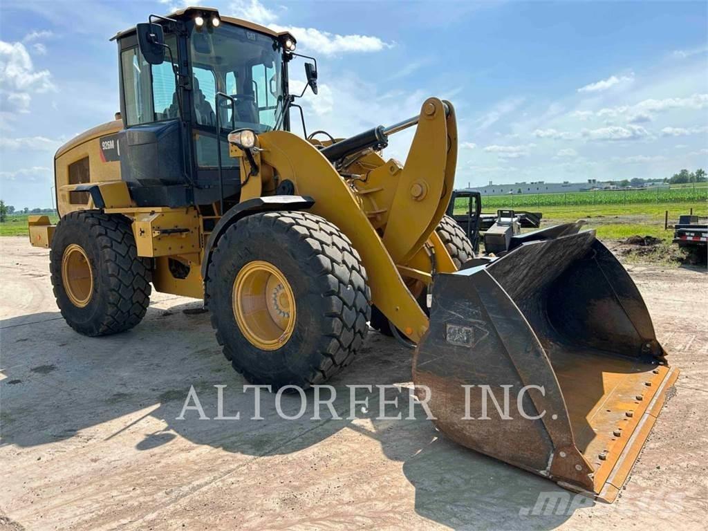 CAT 926M Wielladers