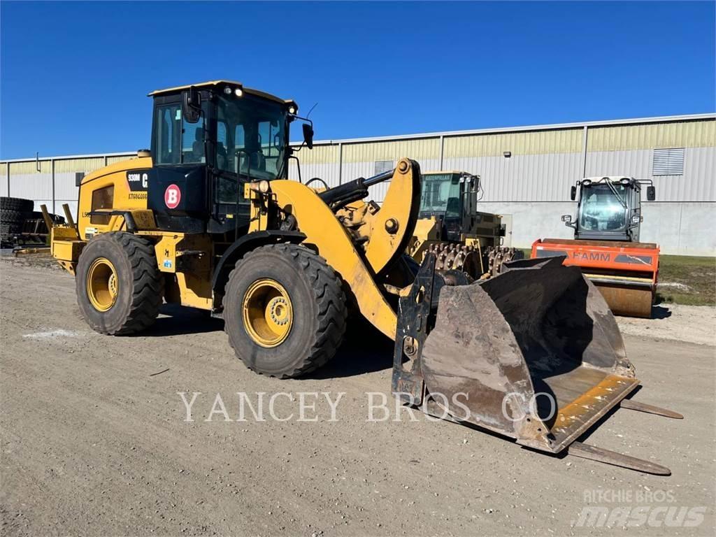 CAT 930M Wielladers