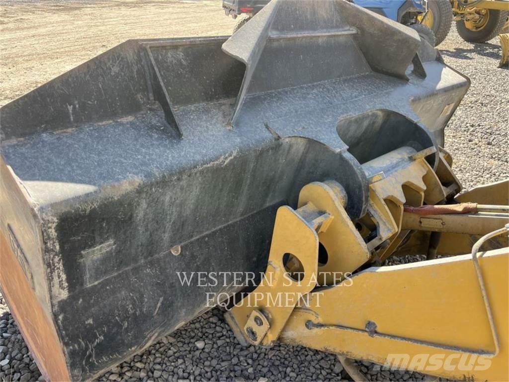 CAT 930M Wielladers