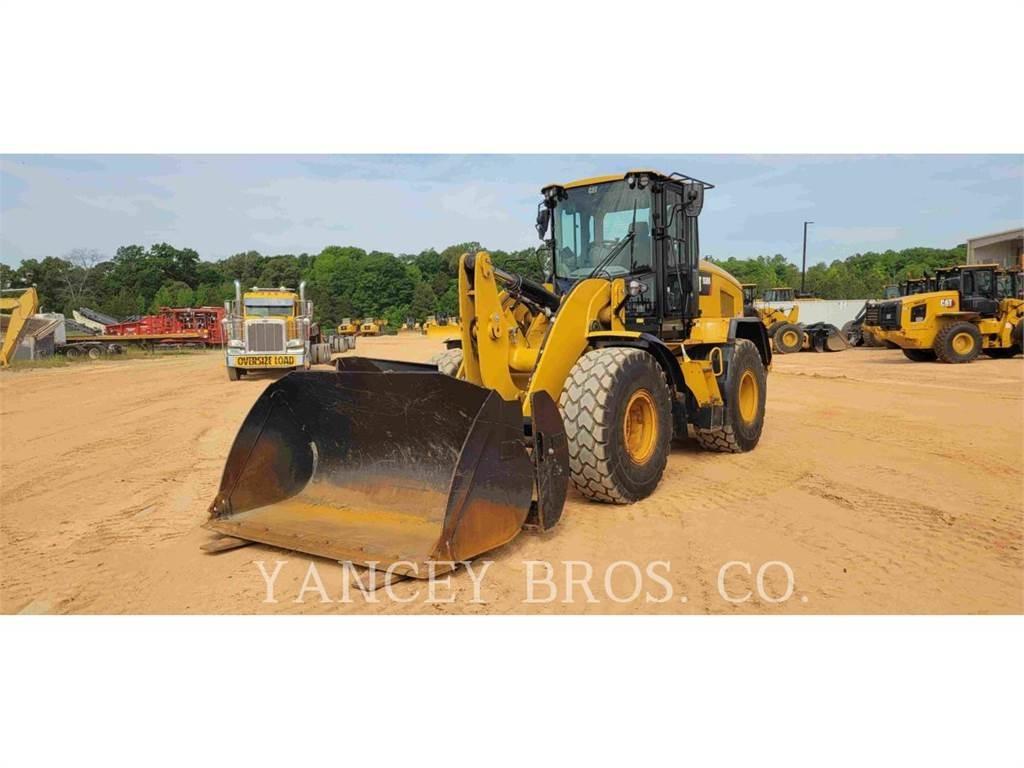 CAT 930M Wielladers