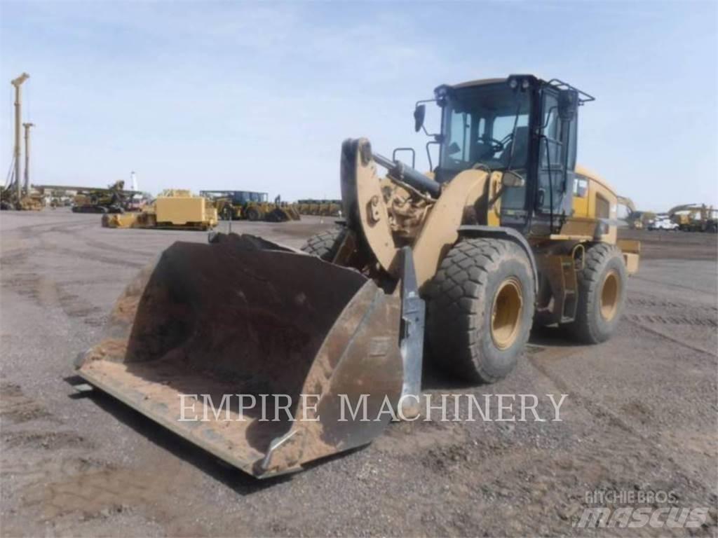 CAT 930M Wielladers