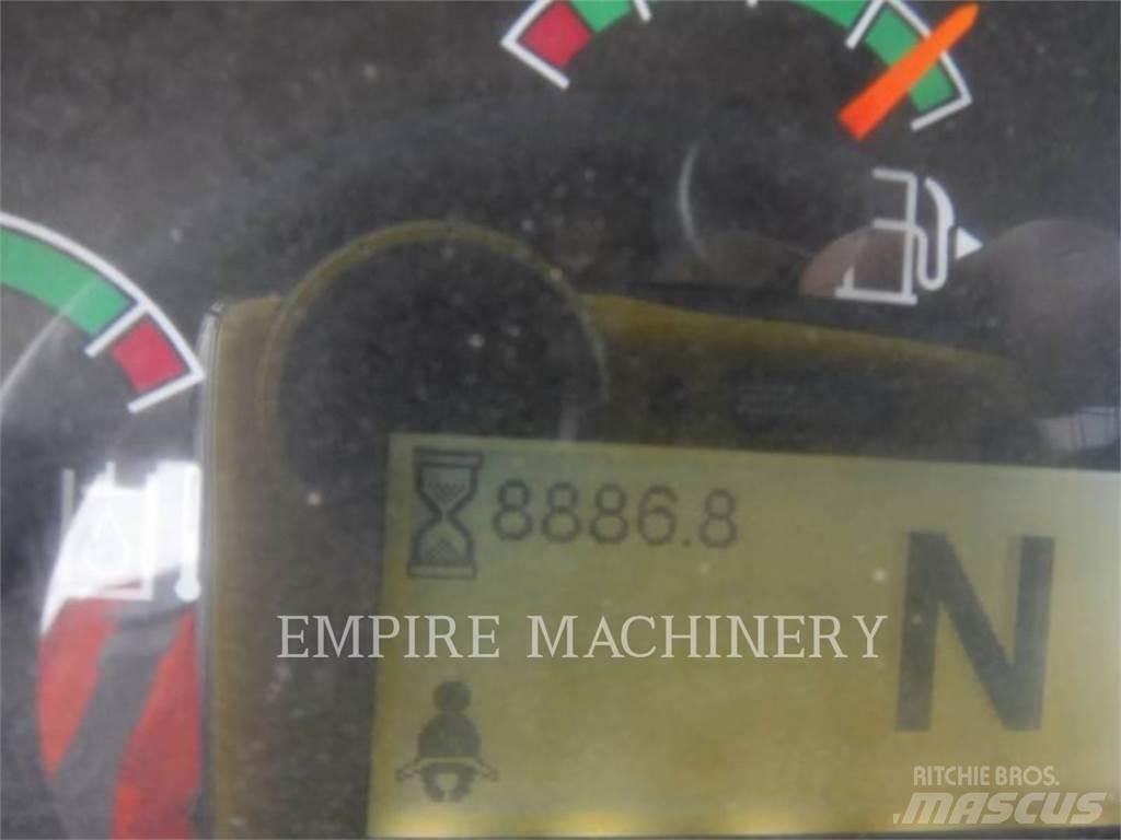CAT 930M Wielladers