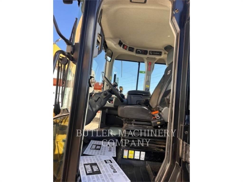 CAT 930M Wielladers
