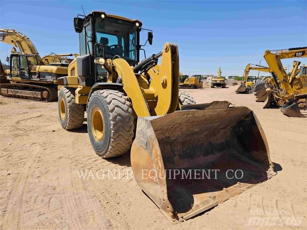 CAT 930M Wielladers