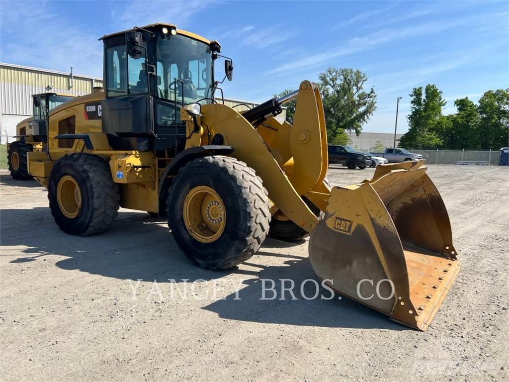 CAT 930M Wielladers