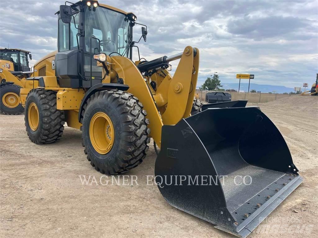 CAT 930M Wielladers