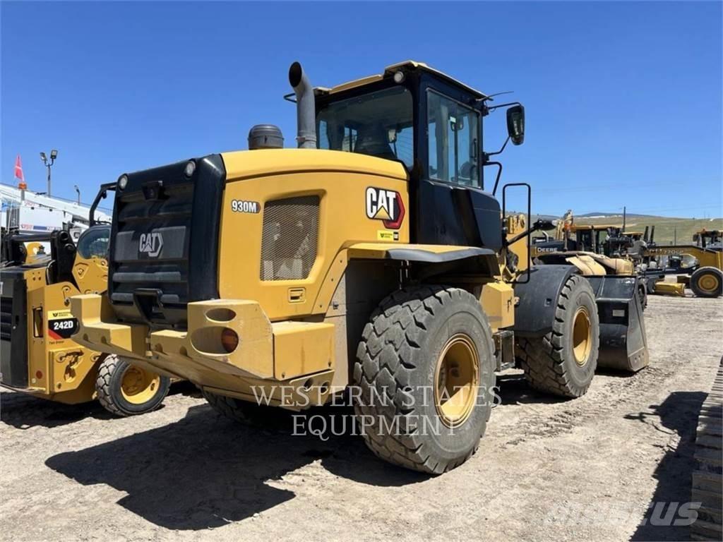 CAT 930M Wielladers