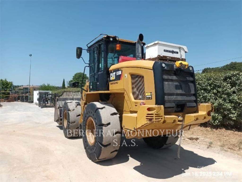 CAT 930M Wielladers