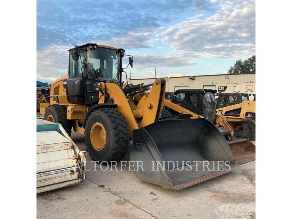 CAT 930M Wielladers