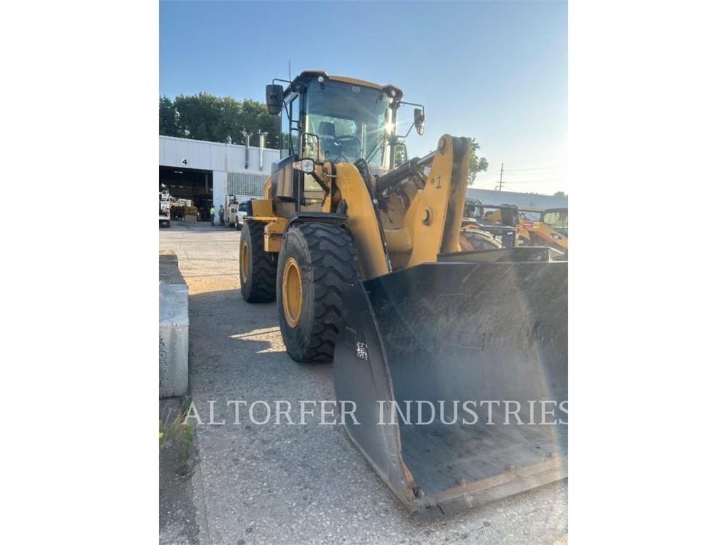 CAT 930M Wielladers