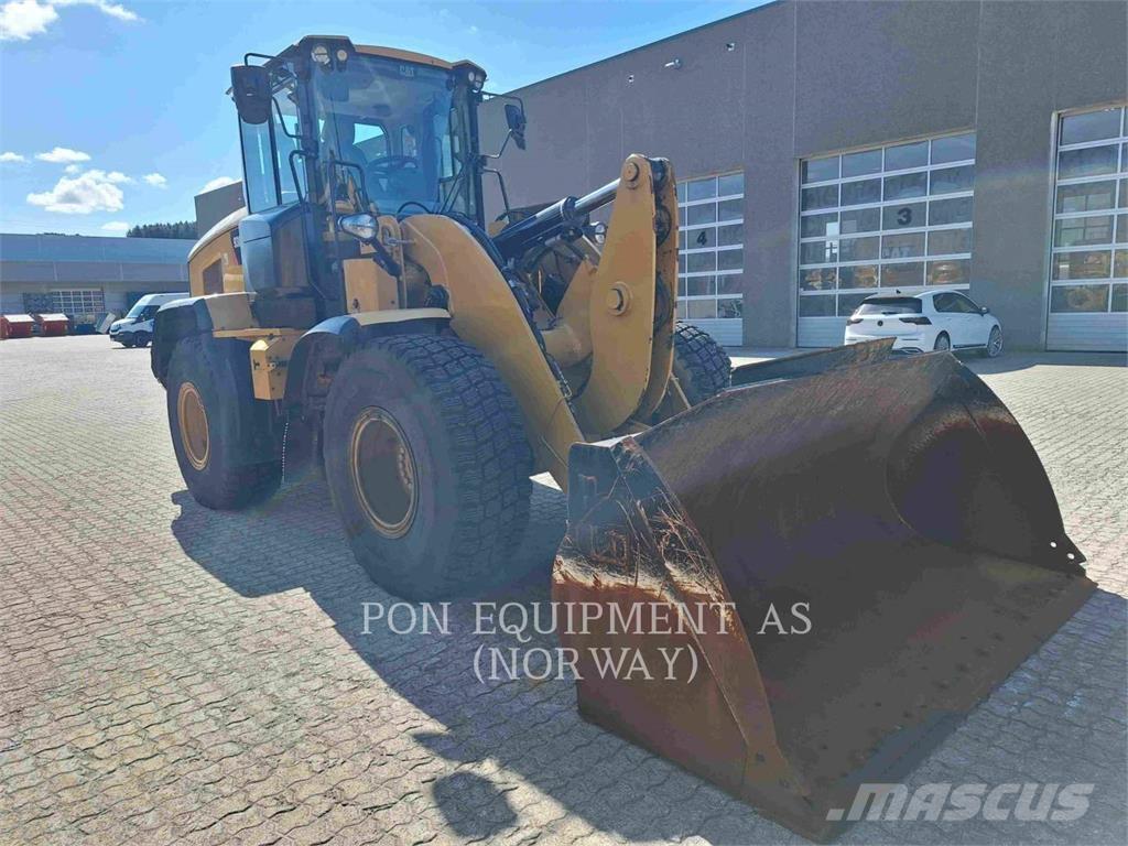 CAT 930M Wielladers