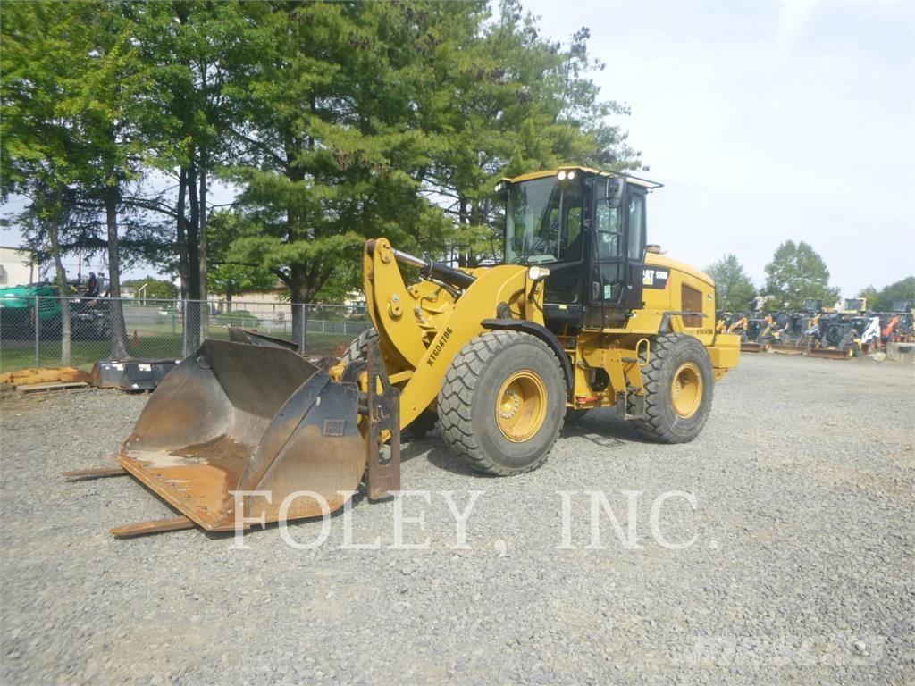 CAT 930M Wielladers