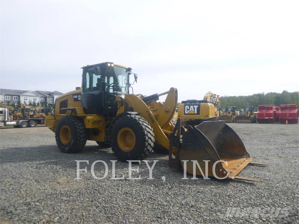 CAT 930M Wielladers