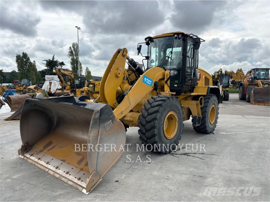 CAT 930M Wielladers