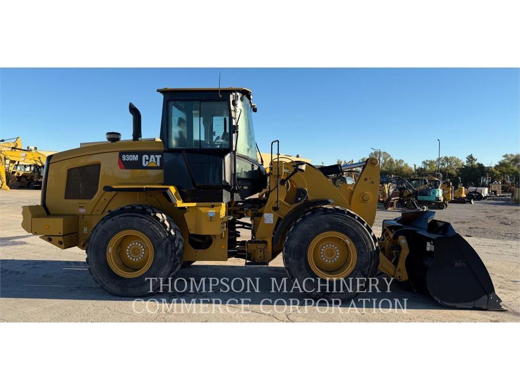 CAT 930M Wielladers