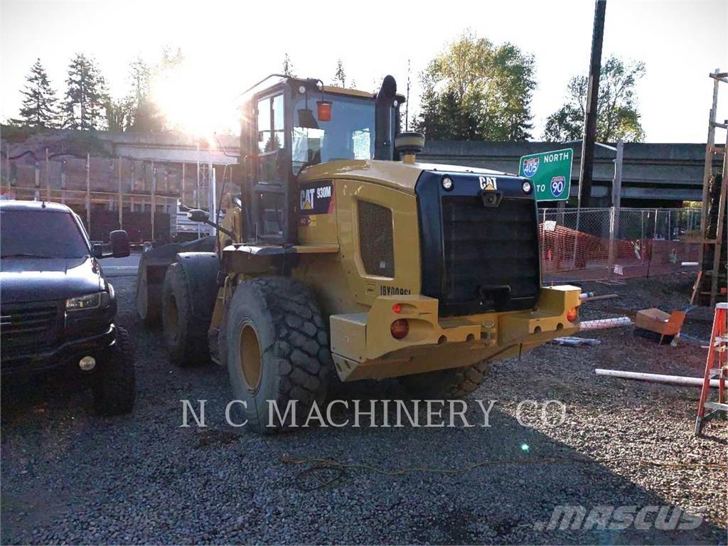 CAT 930M Wielladers