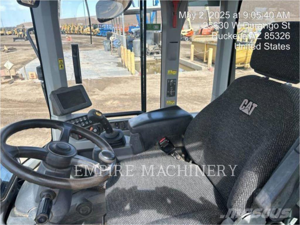 CAT 930M FC Wielladers