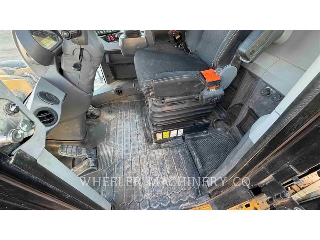 CAT 930M QC Wielladers