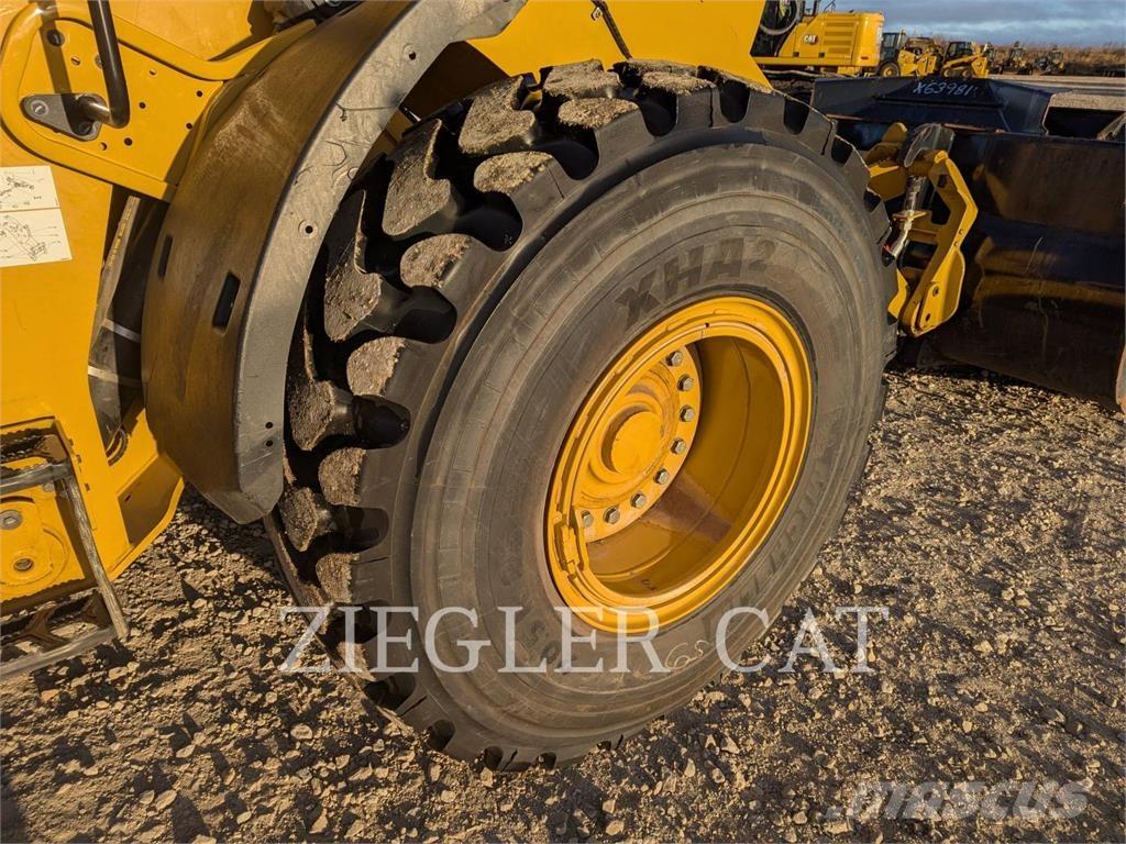 CAT 938M Wielladers