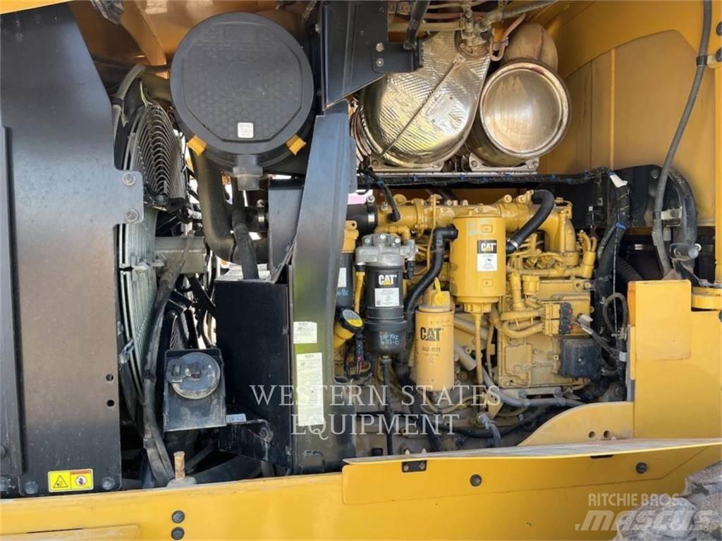 CAT 938M Wielladers