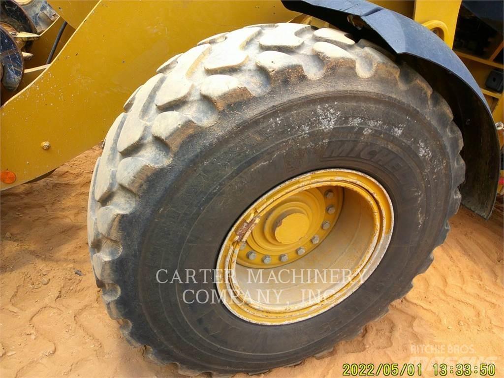 CAT 938M Wielladers