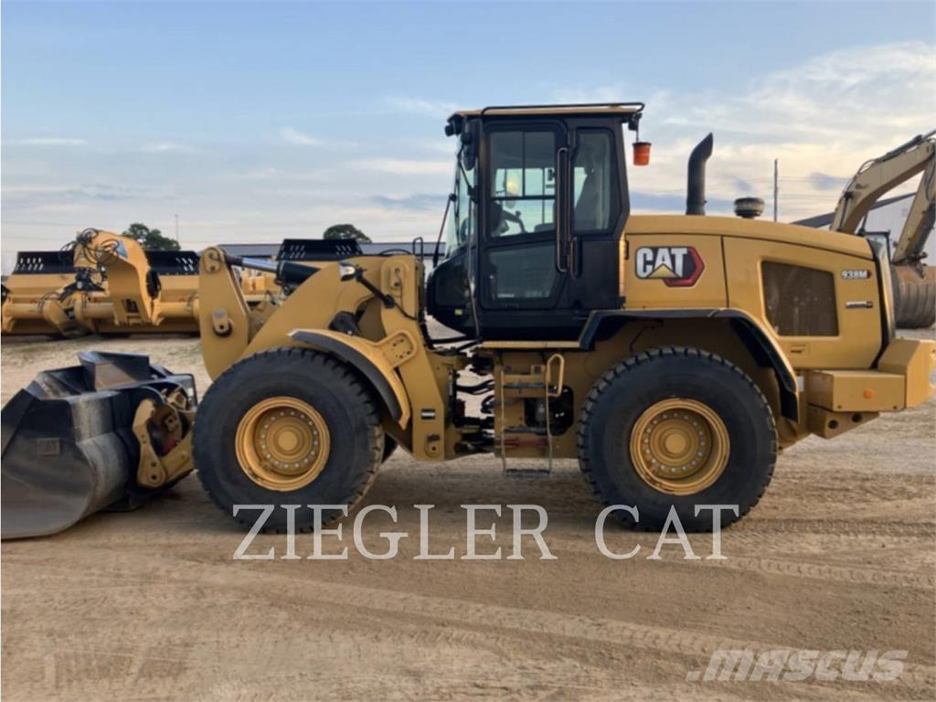 CAT 938M Wielladers