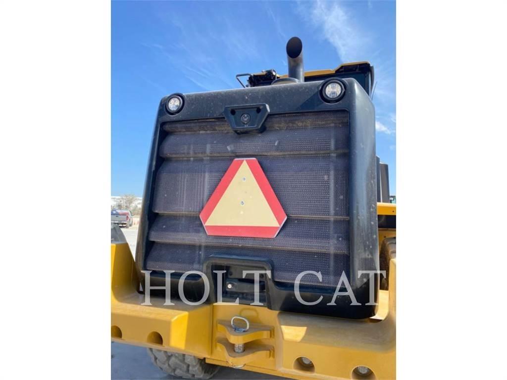 CAT 938M QC Wielladers
