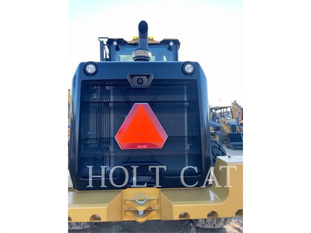 CAT 938M QC Wielladers