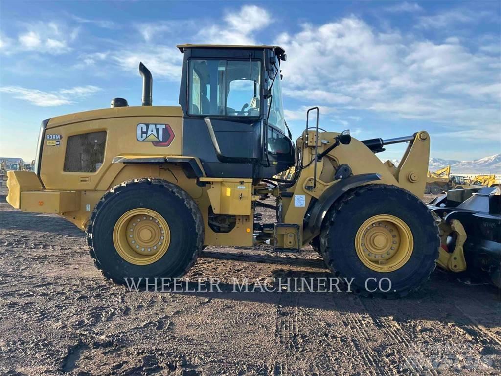 CAT 938M QC Wielladers