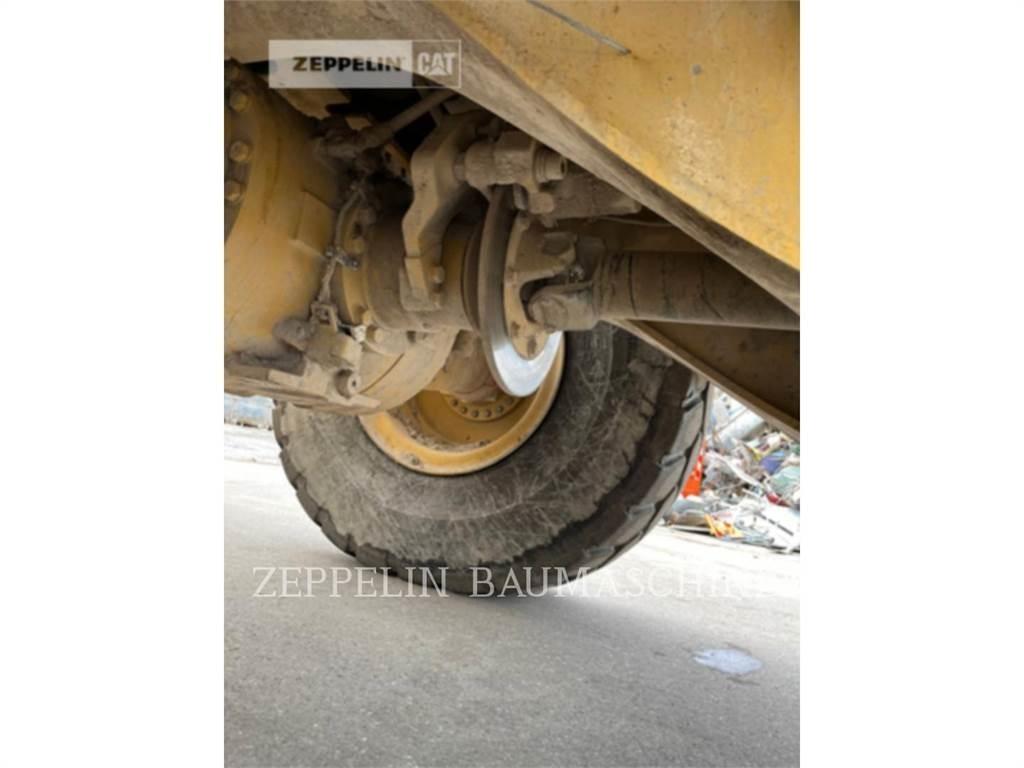 CAT 950M Wielladers