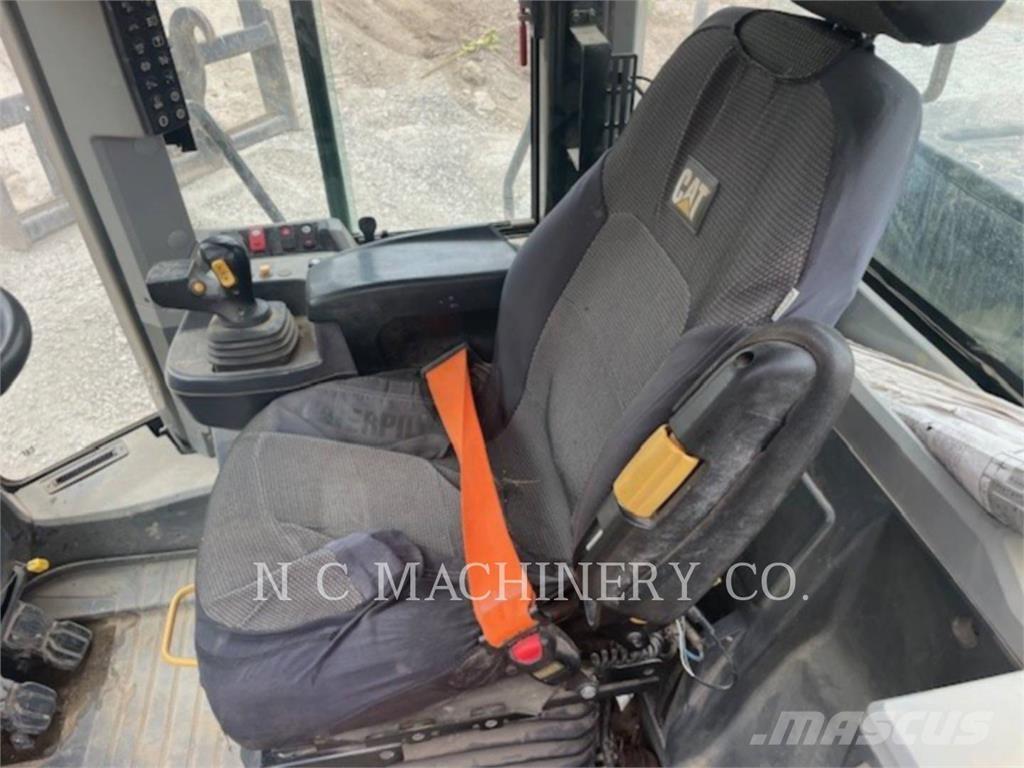CAT 950M Wielladers