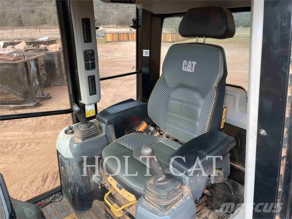 CAT 953 QC Rupsladers