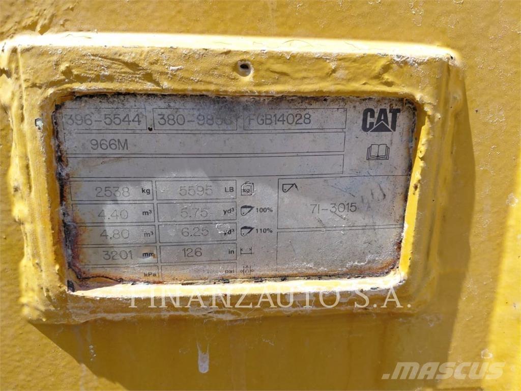 CAT 966 Wielladers