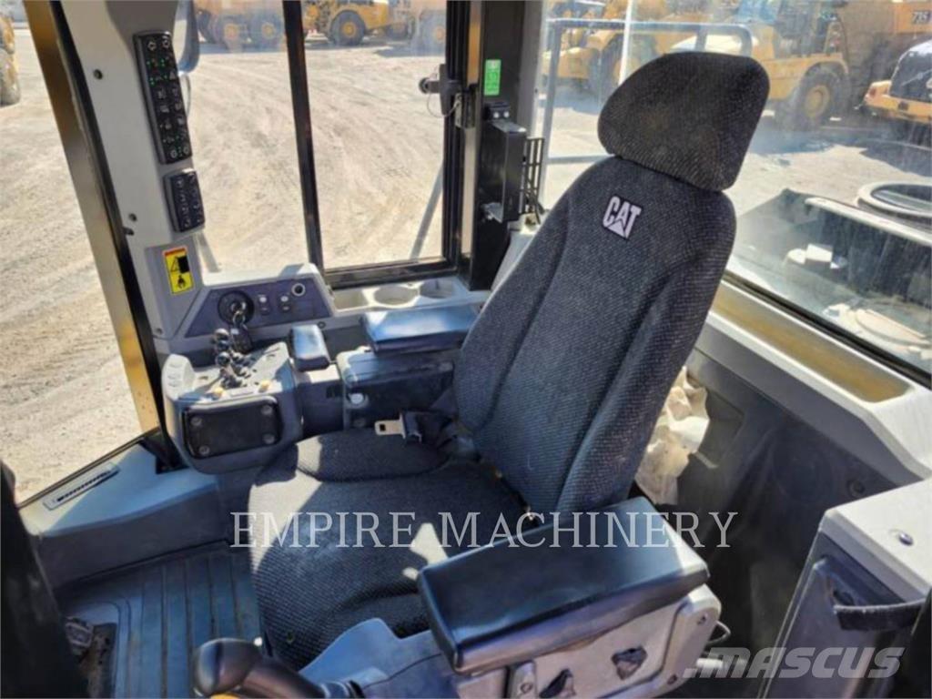 CAT 966K Wielladers