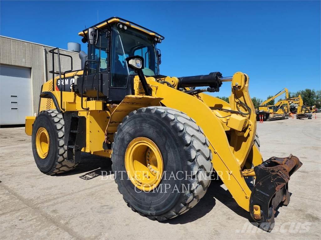 CAT 966M Wielladers