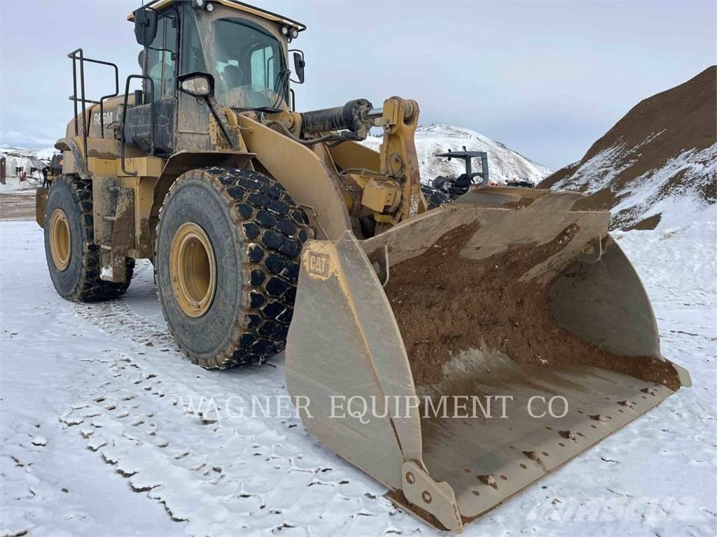 CAT 966M Wielladers