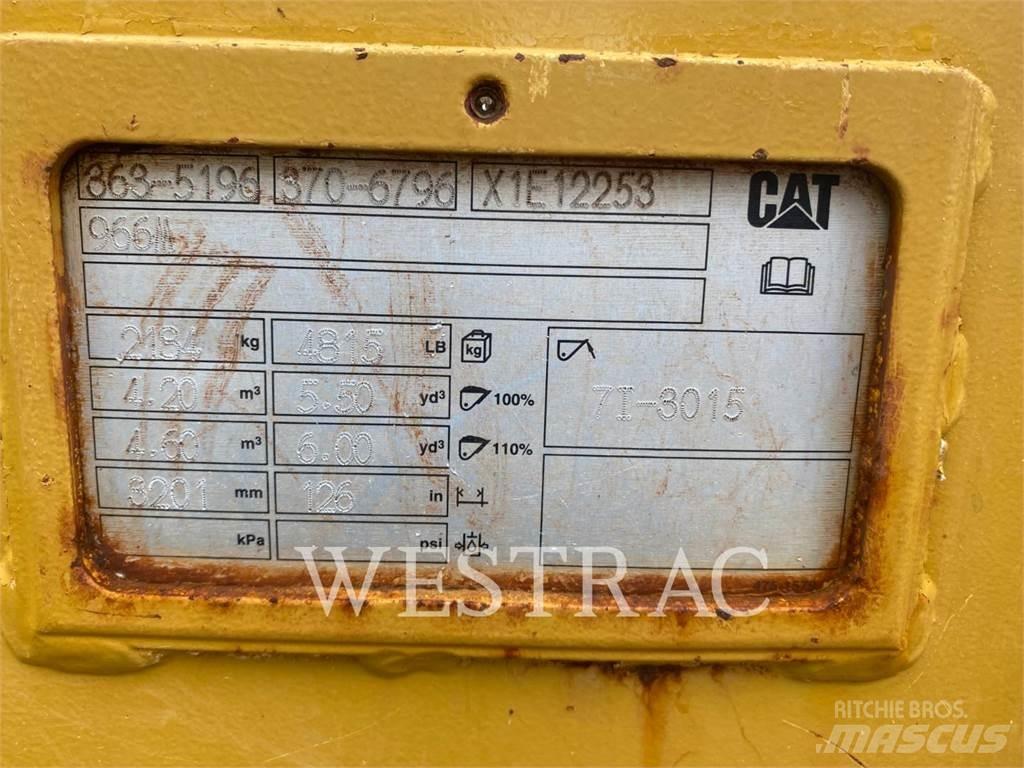 CAT 966M Wielladers