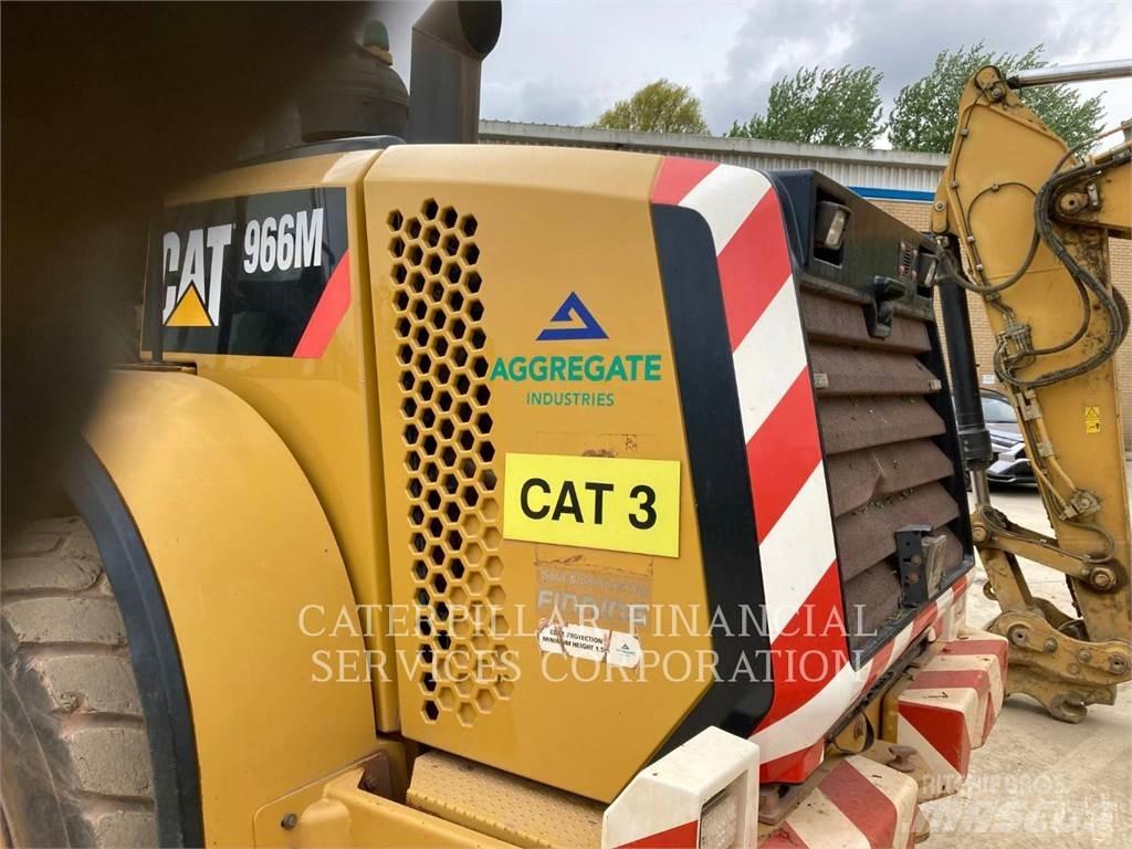 CAT 966M Wielladers