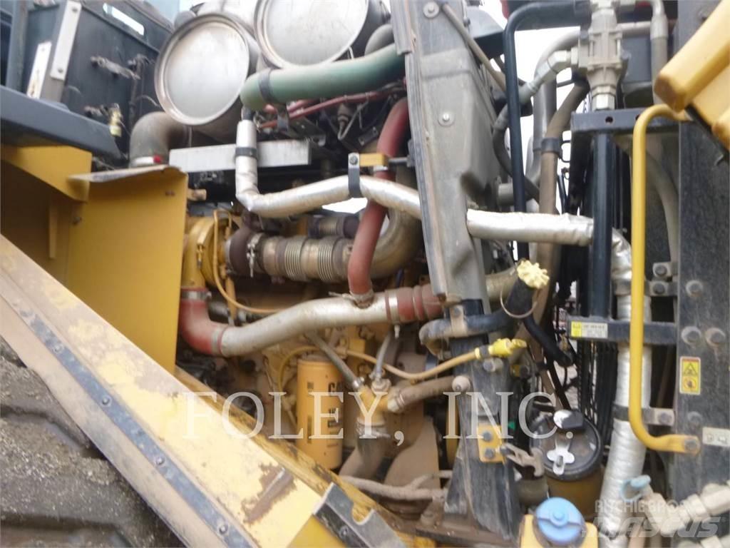 CAT 966M Wielladers