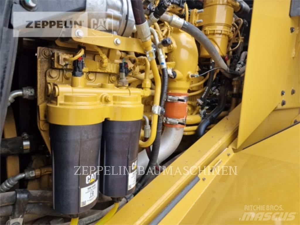 CAT 966M Wielladers