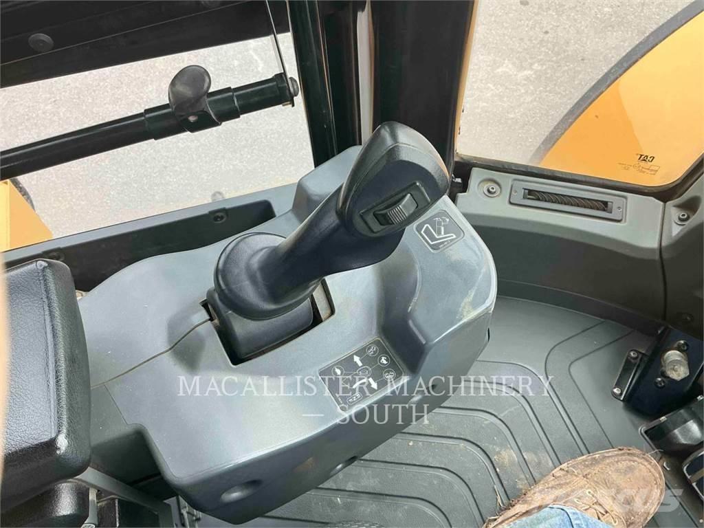 CAT 966M Wielladers